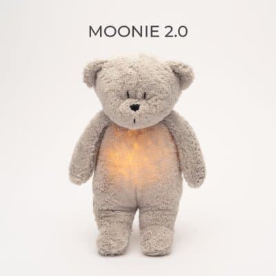 Moonie 2.0 - Krammedyr med melodi og lys - organisk grey bear - billede 5